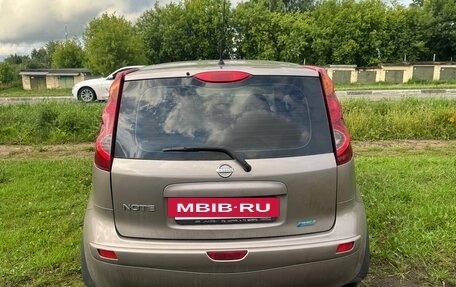 Nissan Note II рестайлинг, 2010 год, 700 000 рублей, 3 фотография