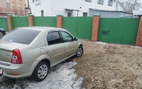 Renault Logan I, 2011 год, 390 000 рублей, 2 фотография