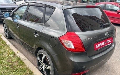 KIA cee'd I рестайлинг, 2010 год, 720 000 рублей, 4 фотография