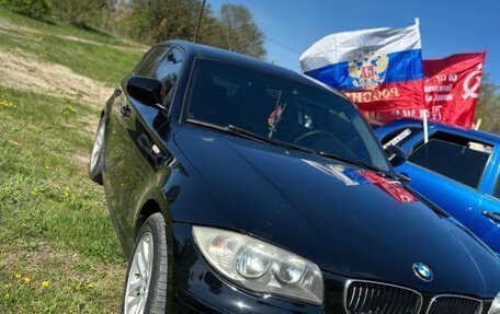 BMW 1 серия, 2011 год, 670 999 рублей, 2 фотография