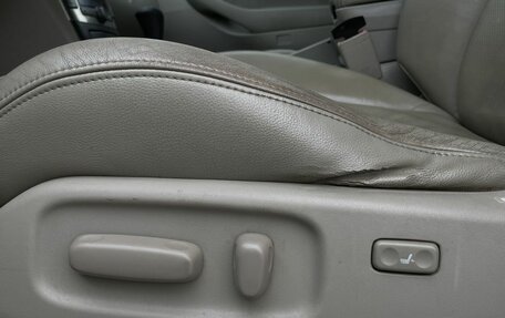 Toyota Avensis III рестайлинг, 2006 год, 580 000 рублей, 16 фотография