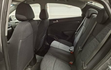 Hyundai Solaris II рестайлинг, 2015 год, 879 000 рублей, 16 фотография