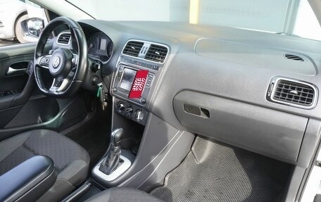 Volkswagen Polo VI (EU Market), 2018 год, 950 000 рублей, 10 фотография