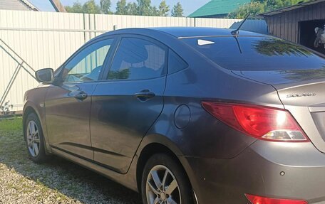 Hyundai Solaris II рестайлинг, 2016 год, 450 000 рублей, 20 фотография