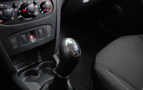 Renault Sandero II рестайлинг, 2020 год, 898 000 рублей, 16 фотография