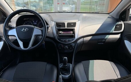 Hyundai Solaris II рестайлинг, 2013 год, 770 000 рублей, 9 фотография