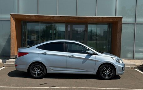 Hyundai Solaris II рестайлинг, 2013 год, 770 000 рублей, 4 фотография