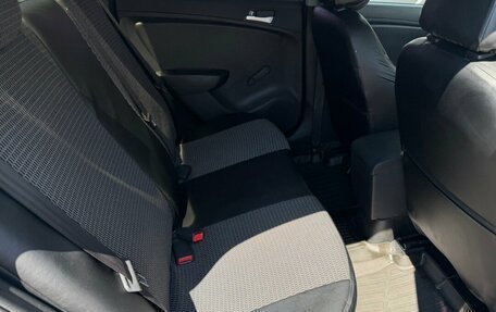 Hyundai Solaris II рестайлинг, 2013 год, 770 000 рублей, 13 фотография