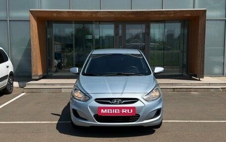 Hyundai Solaris II рестайлинг, 2013 год, 770 000 рублей, 2 фотография