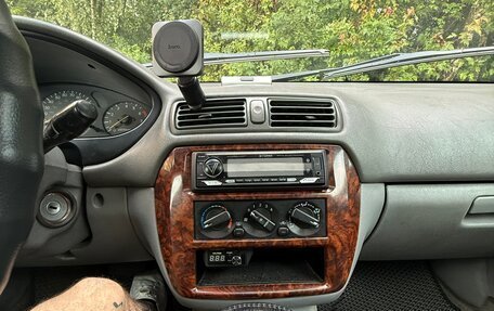Mitsubishi Galant VIII, 2000 год, 400 000 рублей, 7 фотография