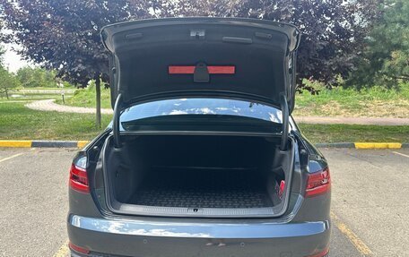 Audi A4, 2018 год, 3 900 000 рублей, 11 фотография
