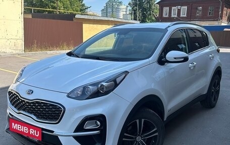 KIA Sportage IV рестайлинг, 2019 год, 2 550 000 рублей, 1 фотография