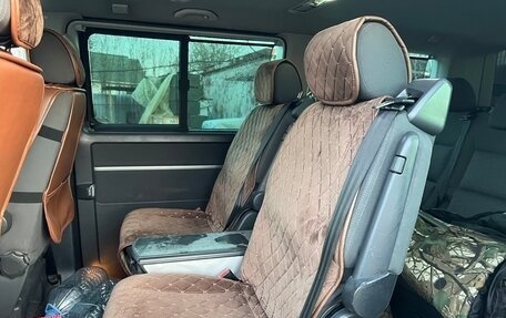 Volkswagen Multivan T5, 2004 год, 1 550 000 рублей, 2 фотография