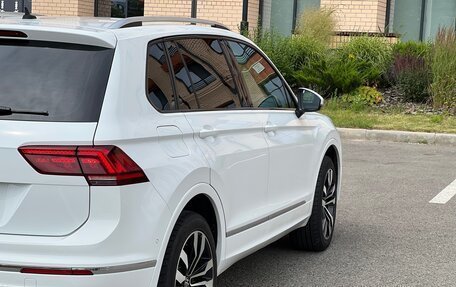 Volkswagen Tiguan II, 2017 год, 2 500 000 рублей, 4 фотография