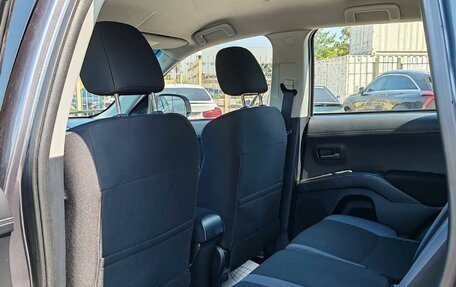 Mitsubishi Outlander III рестайлинг 3, 2011 год, 1 299 000 рублей, 10 фотография