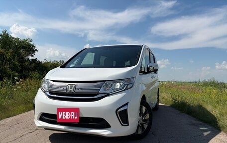 Honda Stepwgn IV, 2016 год, 1 750 000 рублей, 1 фотография