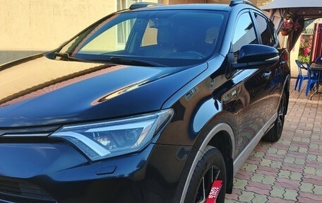 Toyota RAV4, 2017 год, 2 310 000 рублей, 1 фотография