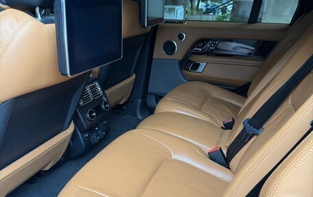 Land Rover Range Rover IV рестайлинг, 2018 год, 7 400 000 рублей, 13 фотография