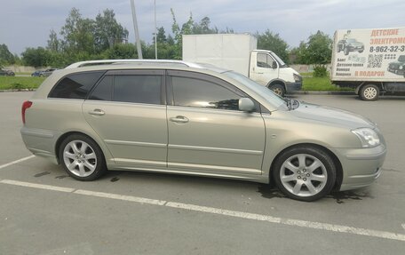 Toyota Avensis III рестайлинг, 2004 год, 780 000 рублей, 5 фотография