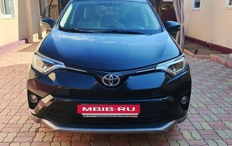 Toyota RAV4, 2017 год, 2 310 000 рублей, 3 фотография