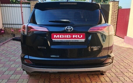 Toyota RAV4, 2017 год, 2 310 000 рублей, 4 фотография