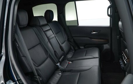 Toyota Land Cruiser, 2023 год, 9 399 077 рублей, 7 фотография