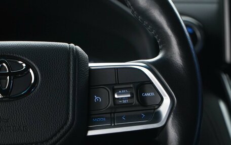 Toyota Land Cruiser, 2023 год, 9 399 077 рублей, 13 фотография
