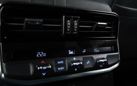 Toyota Land Cruiser, 2023 год, 9 399 077 рублей, 14 фотография