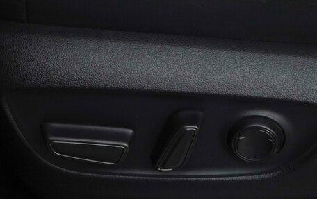 Toyota Land Cruiser, 2023 год, 9 399 077 рублей, 17 фотография