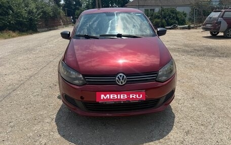Volkswagen Polo VI (EU Market), 2013 год, 445 000 рублей, 2 фотография