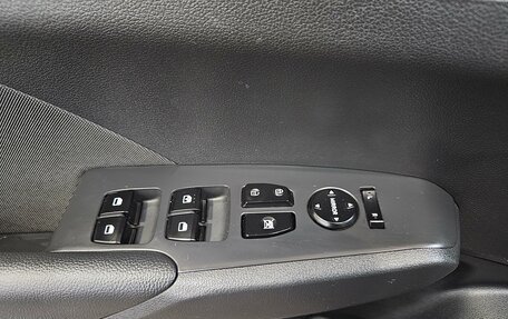 Hyundai Solaris II рестайлинг, 2018 год, 1 299 000 рублей, 17 фотография