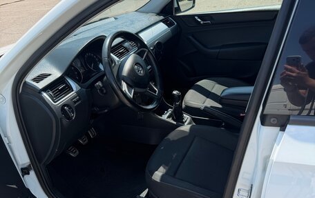 Skoda Rapid I, 2015 год, 1 100 000 рублей, 5 фотография