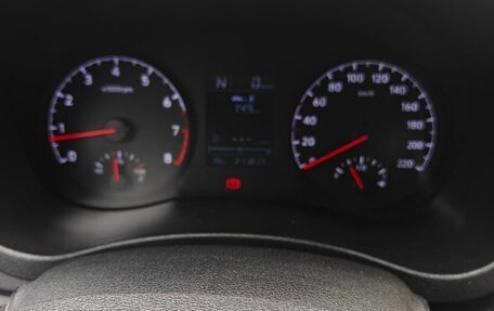 Hyundai Solaris II рестайлинг, 2019 год, 1 500 000 рублей, 8 фотография