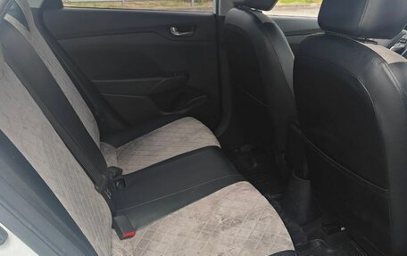 Hyundai Solaris II рестайлинг, 2019 год, 1 500 000 рублей, 12 фотография
