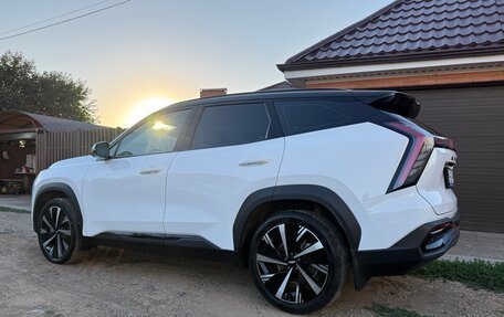 Geely Atlas, 2023 год, 2 550 000 рублей, 3 фотография