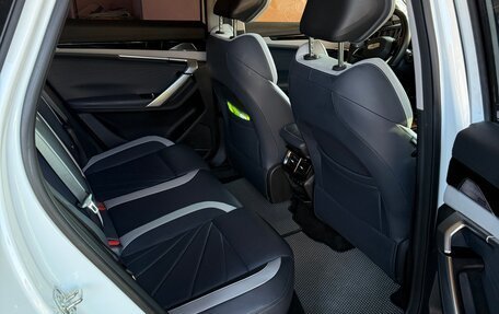 Geely Atlas, 2023 год, 2 550 000 рублей, 20 фотография