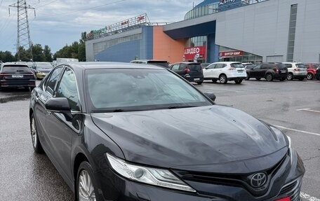 Toyota Camry, 2019 год, 2 299 000 рублей, 3 фотография