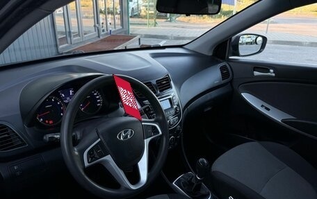 Hyundai Solaris II рестайлинг, 2012 год, 849 000 рублей, 10 фотография