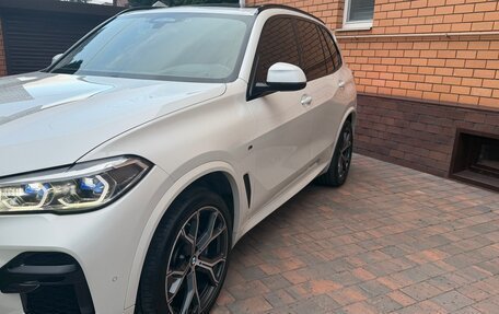 BMW X5, 2021 год, 8 900 000 рублей, 2 фотография