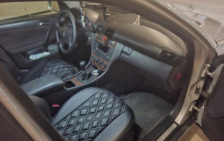 Mercedes-Benz C-Класс, 2004 год, 770 000 рублей, 6 фотография