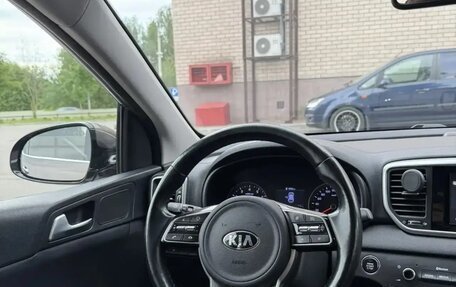 KIA Sportage IV рестайлинг, 2018 год, 2 050 000 рублей, 12 фотография