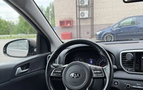 KIA Sportage IV рестайлинг, 2018 год, 2 050 000 рублей, 11 фотография