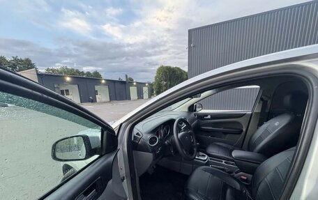 Ford Focus II рестайлинг, 2010 год, 350 000 рублей, 21 фотография