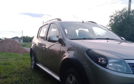Renault Sandero I, 2012 год, 710 000 рублей, 3 фотография