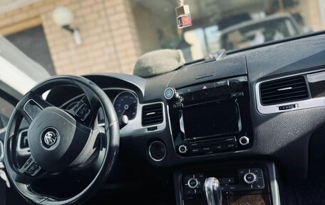 Volkswagen Touareg III, 2014 год, 1 850 000 рублей, 16 фотография