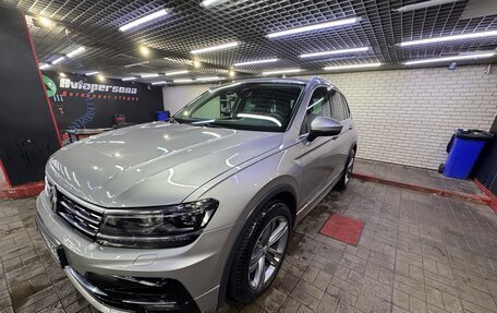 Volkswagen Tiguan II, 2020 год, 2 800 000 рублей, 4 фотография