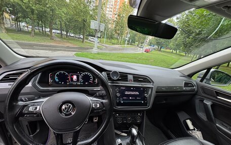Volkswagen Tiguan II, 2020 год, 2 800 000 рублей, 20 фотография