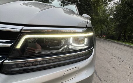 Volkswagen Tiguan II, 2020 год, 2 800 000 рублей, 18 фотография
