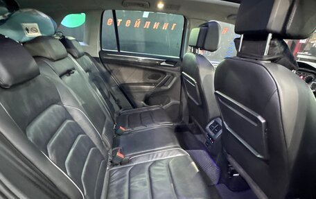 Volkswagen Tiguan II, 2020 год, 2 800 000 рублей, 28 фотография