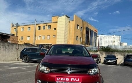 Volkswagen Polo VI (EU Market), 2011 год, 650 000 рублей, 2 фотография
